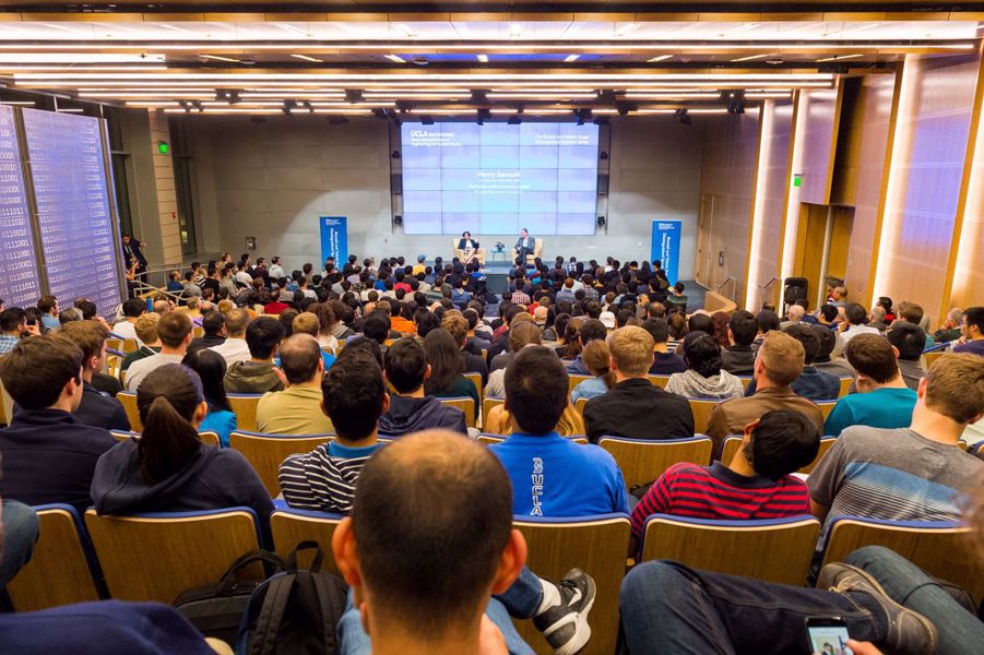 There were over 250 students, alumni and guests seated in the Dr William M. W. Mong Memorial Learning Center for distinguished speaker series in January 2018.